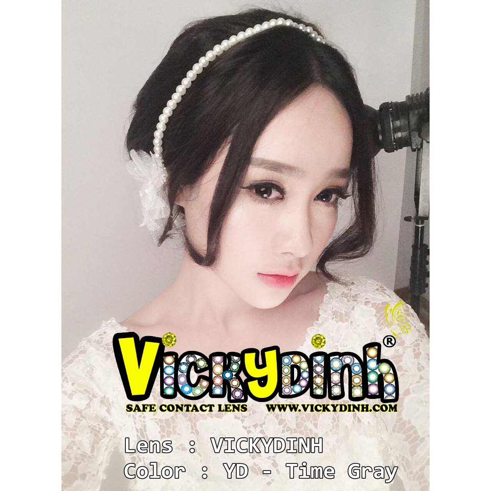 người đẹp và kính áp tròng 