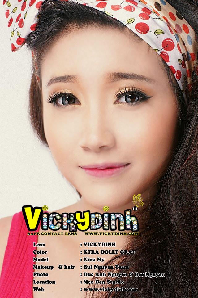 người đẹp và kính áp tròng 