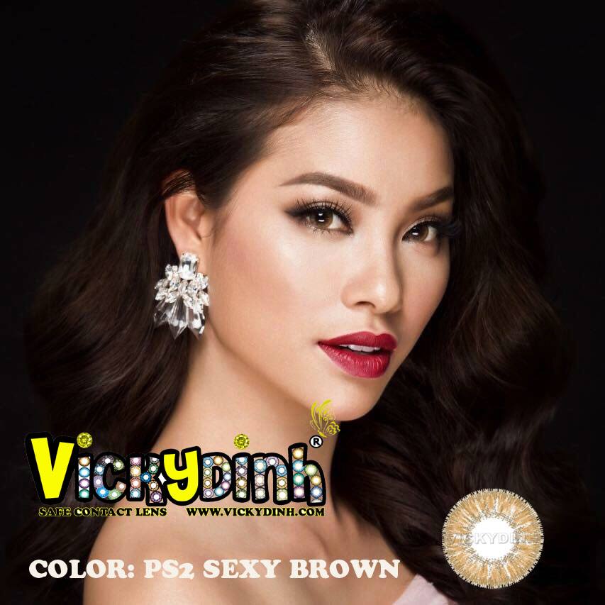 người đẹp và kính áp tròng
