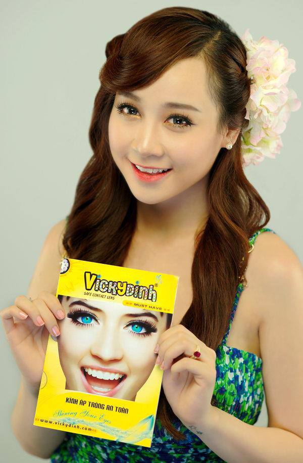 Hot VickyDinh 