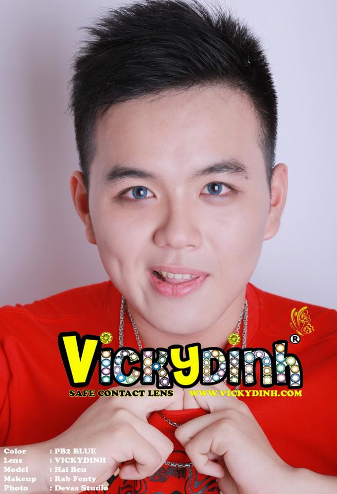 người đẹp và kính áp tròng 