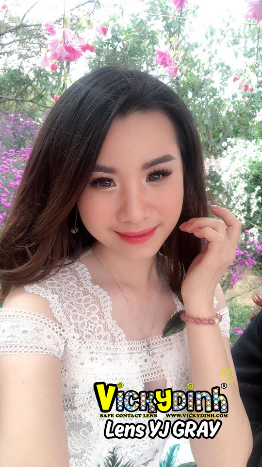 Hình sản phẩm khách đeo đẹp 