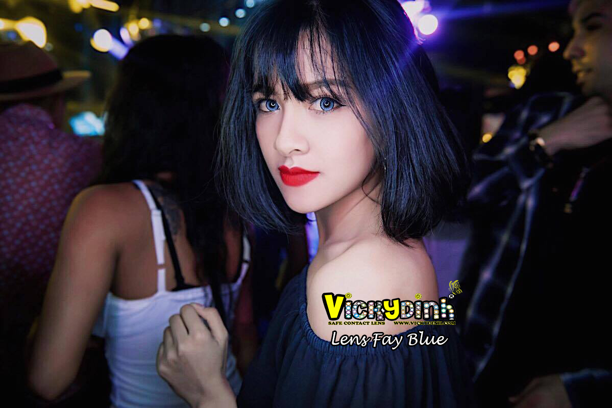 người đẹp và kính áp tròng