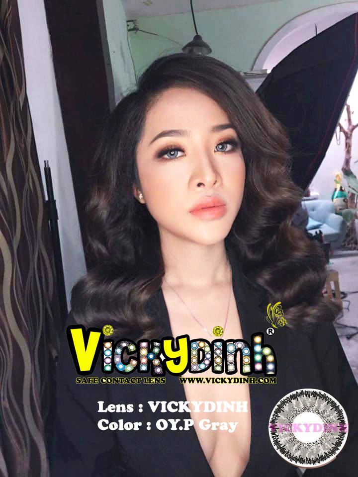 hình sản phẩm khách đeo đẹp