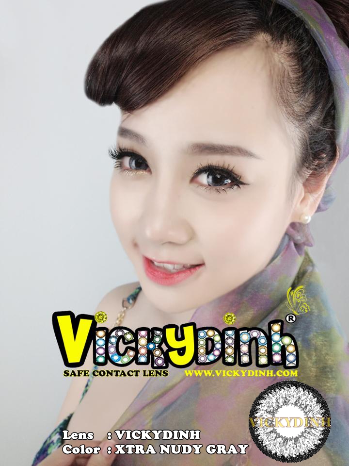 người đẹp và kính áp tròng 