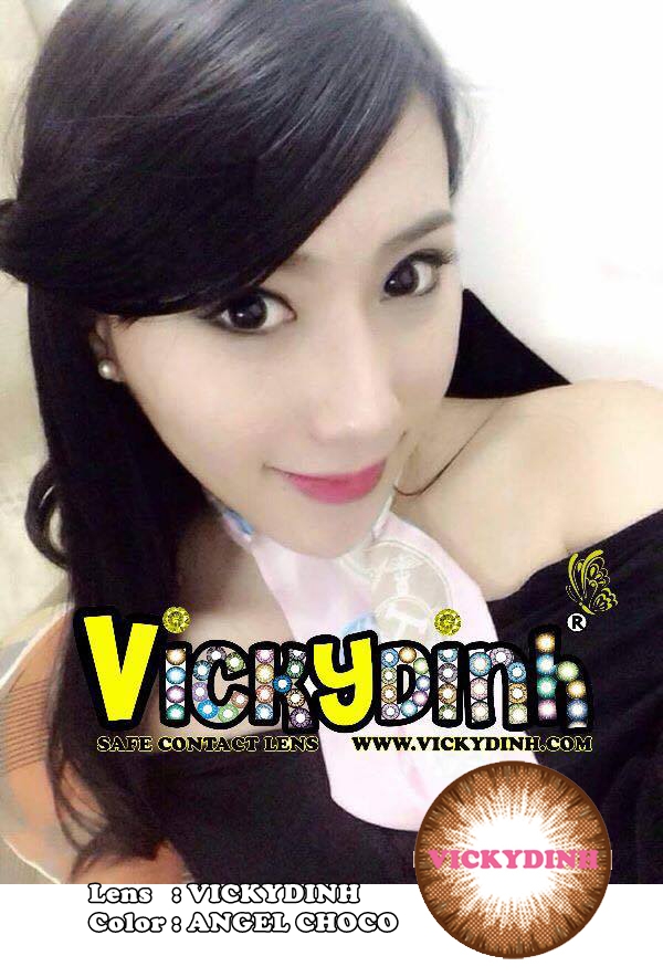 người đẹp và kính áp tròng 
